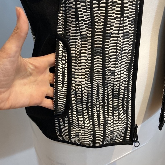 J’envie New York black and cream printed zip up vest size 8 - Picture 5 of 13